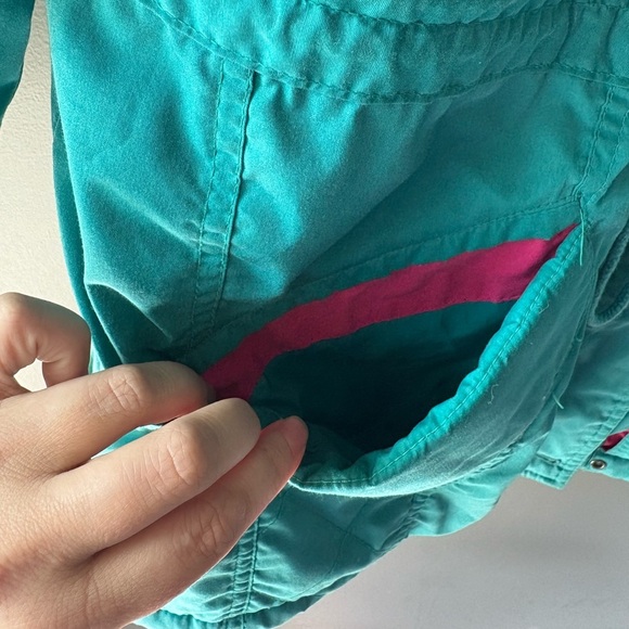 Vintage Dewnorth size M 80’s retro teal and pink jacket, front zip. Winter - Picture 3 of 6